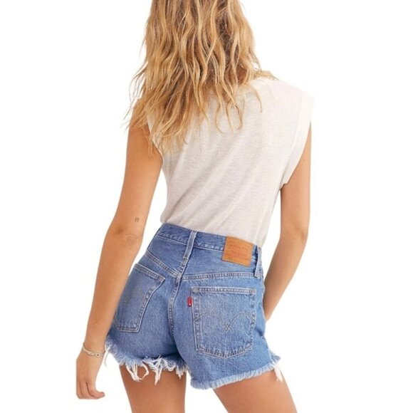 Levi’s ripped mom shorts size 7 - Picture 1 of 5